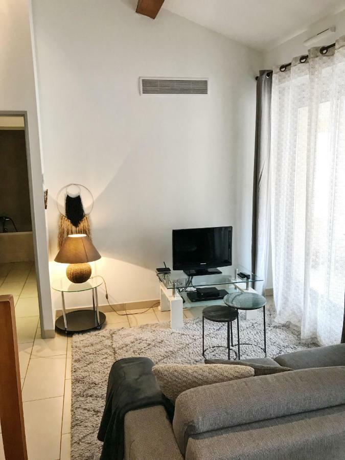 Duplex Vieux Port - Кан Екстериор снимка